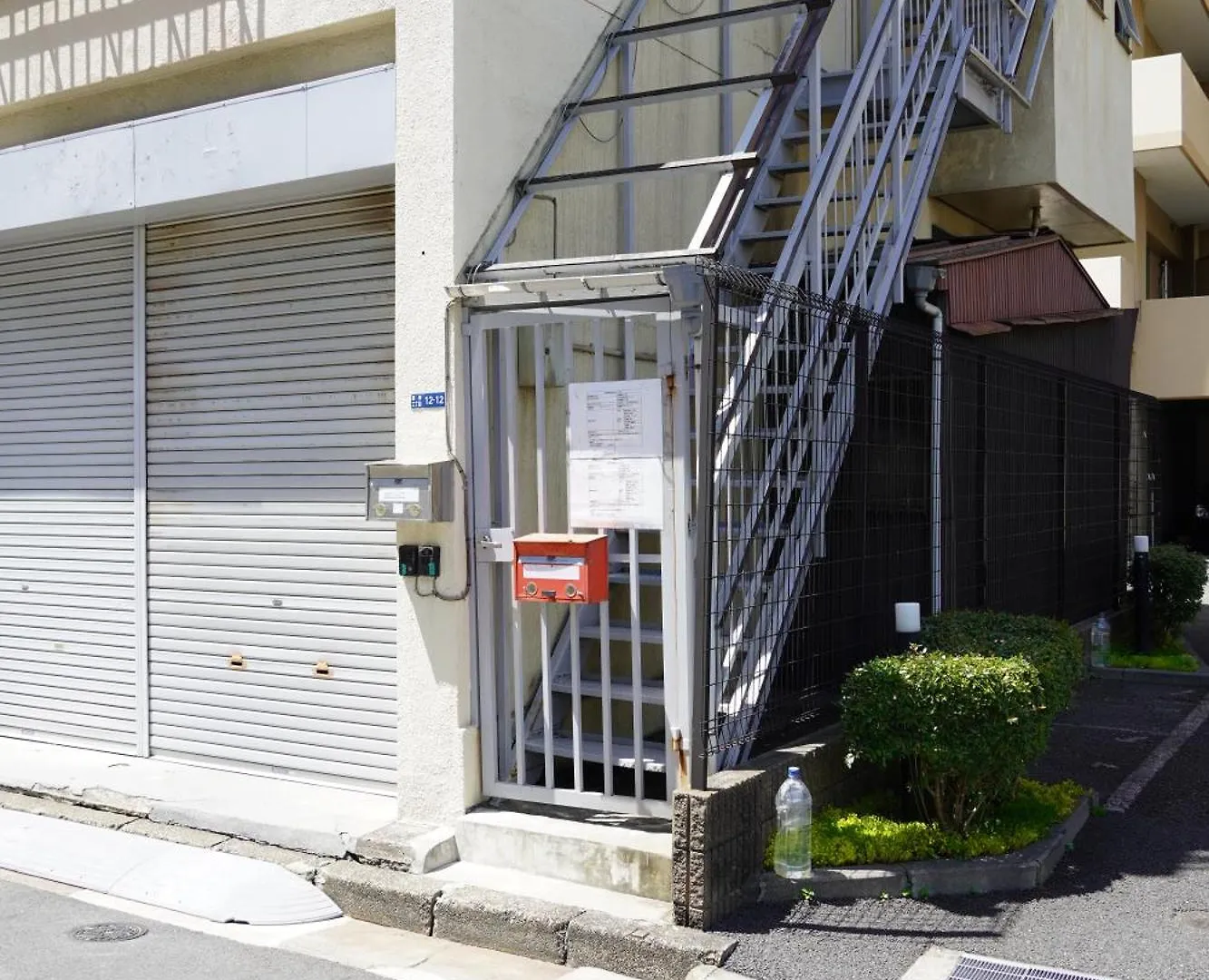 駅から徒歩4分/ビル3階全体/広い部屋/広い屋上/和室/レインボーブリッジ/お台場 東京都 0*,