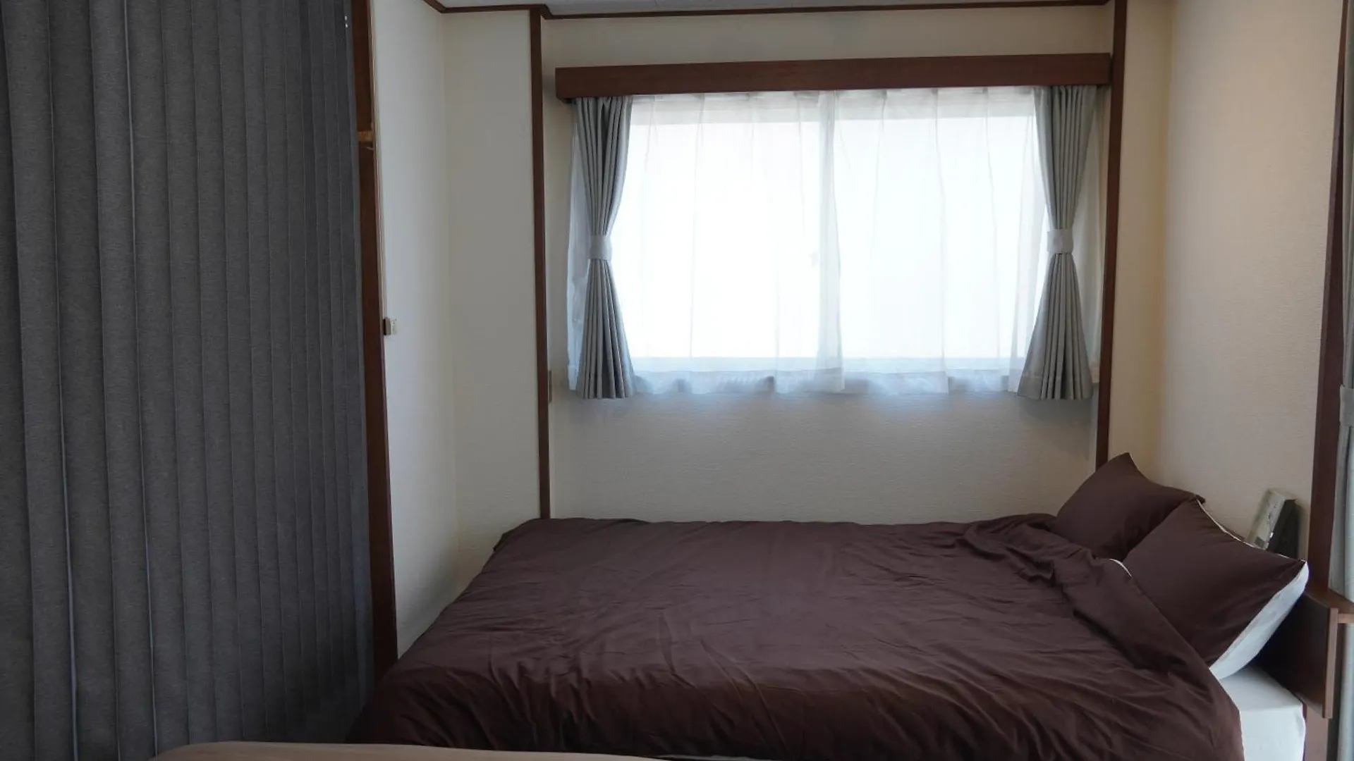 駅から徒歩4分/ビル3階全体/広い部屋/広い屋上/和室/レインボーブリッジ/お台場 東京都