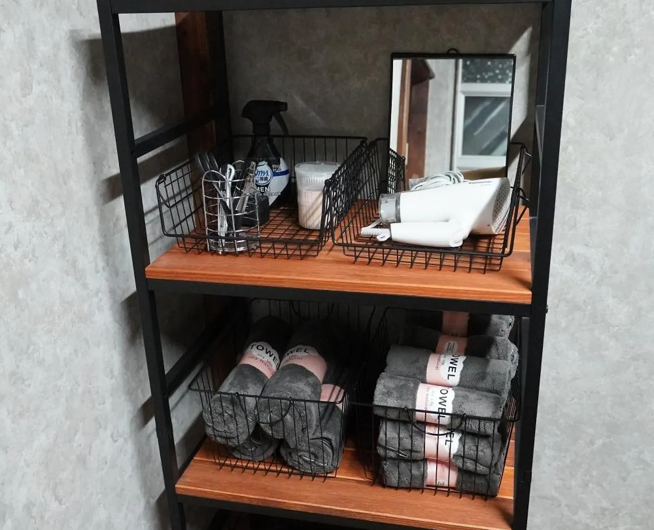駅から徒歩4分/ビル3階全体/広い部屋/広い屋上/和室/レインボーブリッジ/お台場 Tokyo